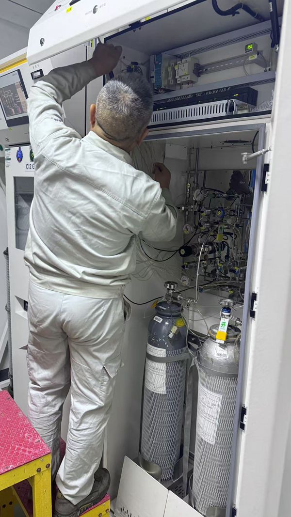 http://yanweijidian.com/Public/uploads/2025-02-05/17387395511764990686.jpg